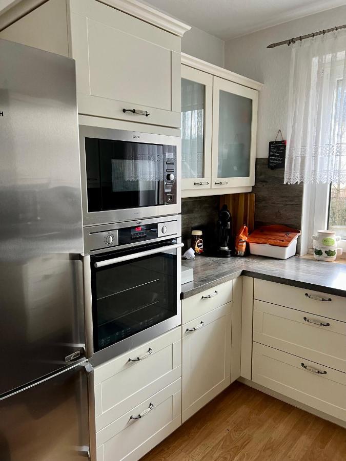 Lichtdurchflutete Grosse Wohnung ชเวล์ม ภายนอก รูปภาพ